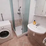 Trnovo With Free Parking Apartman