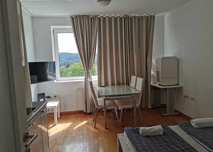 Trnovo With Free Parking Apartamento Liubliana